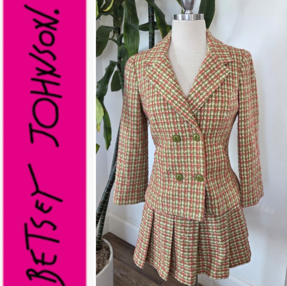 Betsey Johnson Vintage Y2K Blazer Jacket & Pleated Skirt Set Plaid Wool Tweed 6